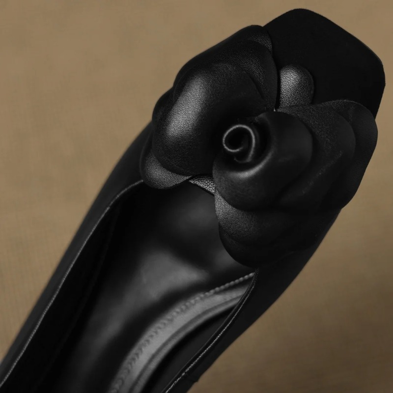 Sepatu hak wanita ukuran besar - Leather Work Heels ulasan dan harga